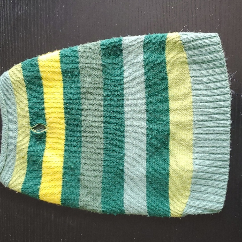 PUPPY SWEATER SMALL